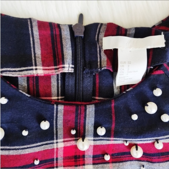 H&M| Plaid Top with Pearl Accents - Picture 6 of 9